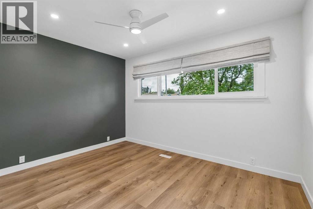 5020 47a Avenue Property Photo 23