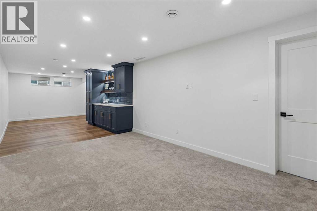 5020 47a Avenue Property Photo 31