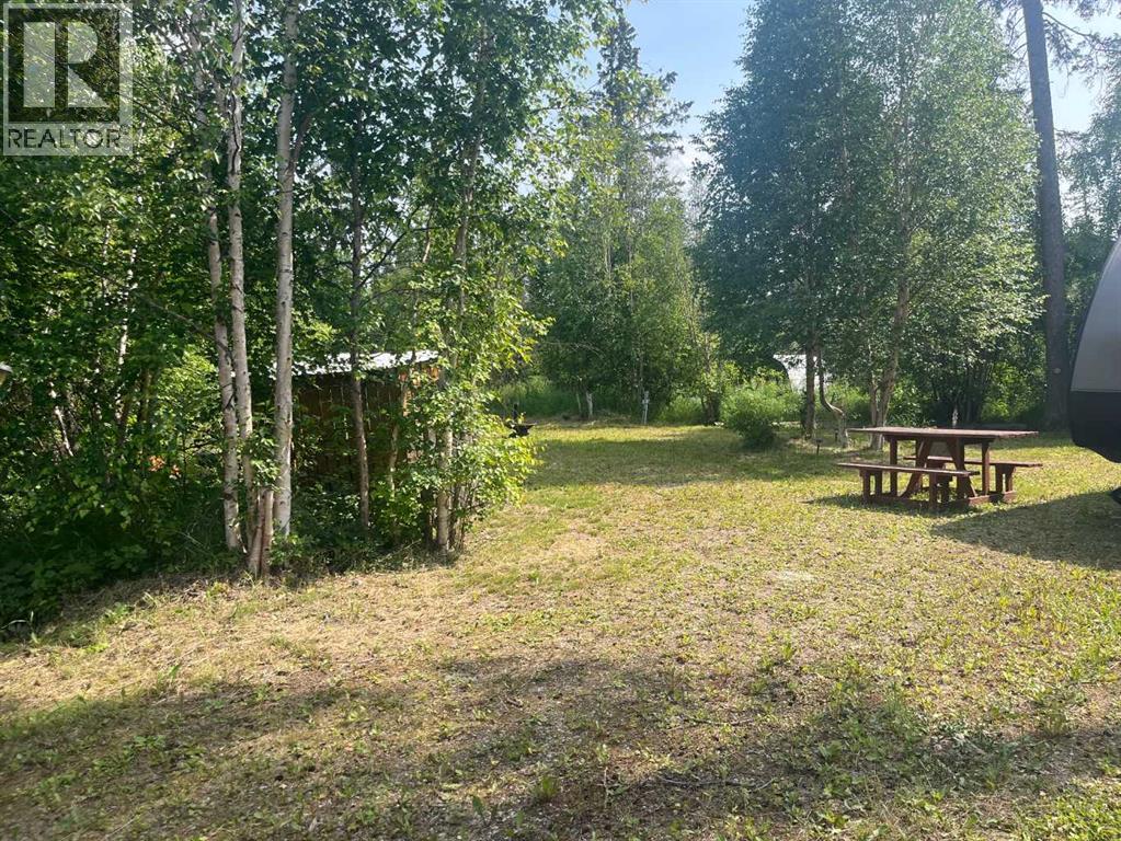 814 Oak Bay Property Photo 4