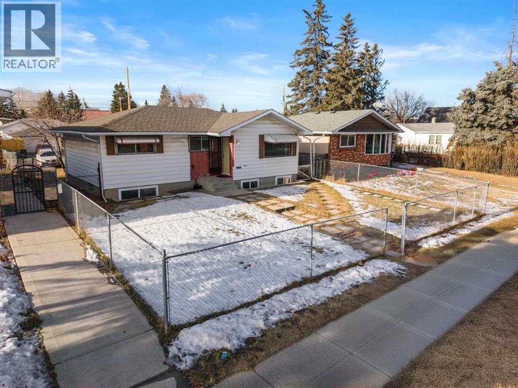 1527 46 Street Se Photo de la propriété 1