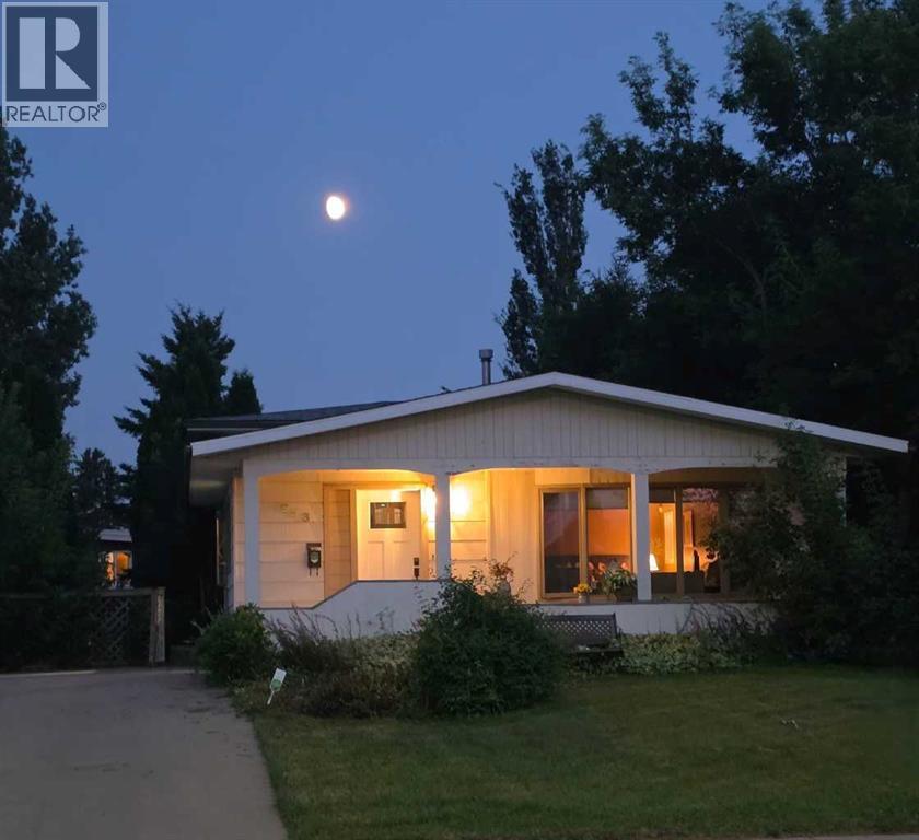 953 Columbia Boulevard W