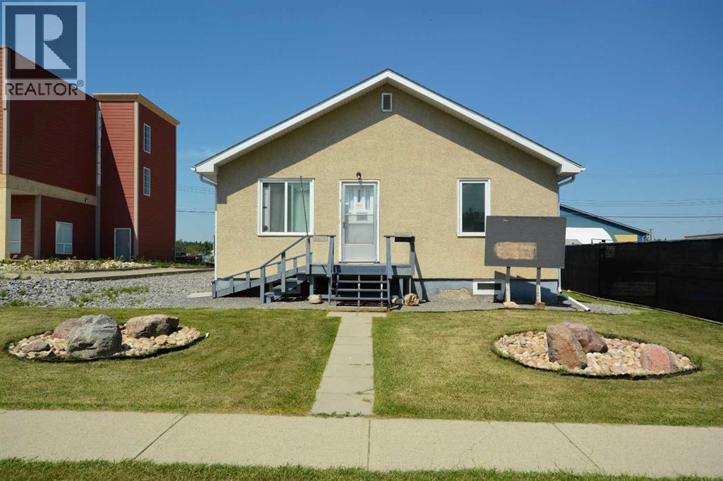 5614 2 Avenue Property Photo 2