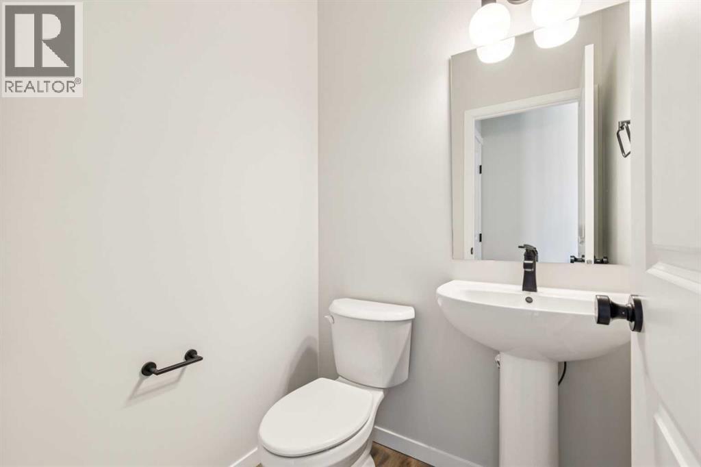 30 Hotchkiss Gardens Se Property Photo 15