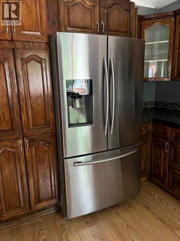 307 8 Avenue Property Photo 5