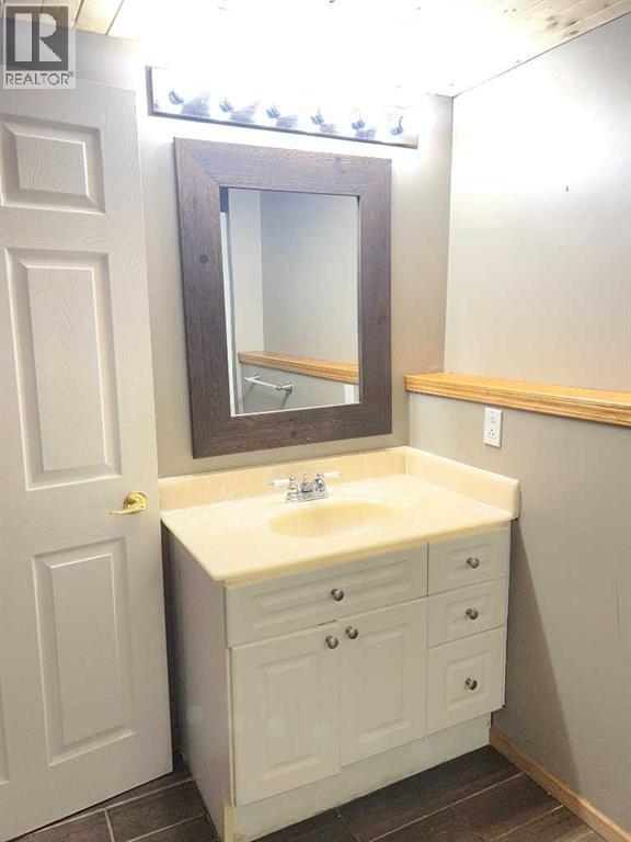 307 8 Avenue Property Photo 23
