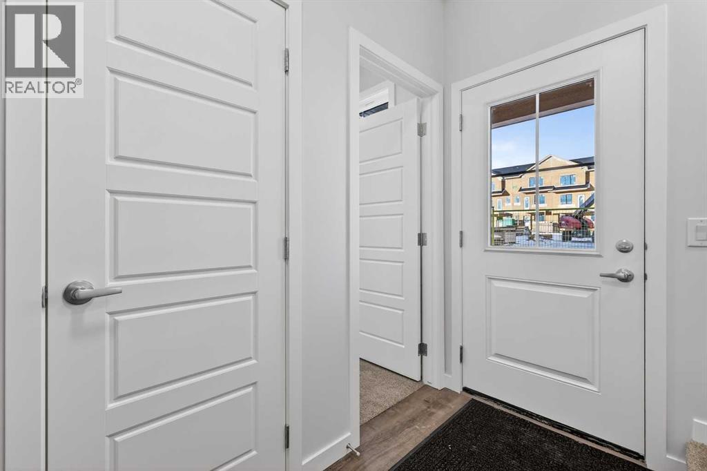 172 Hotchkiss Common Se Property Photo 7