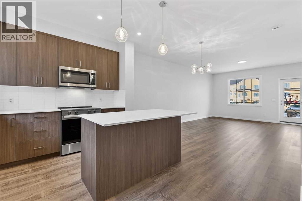 172 Hotchkiss Common Se Property Photo 10