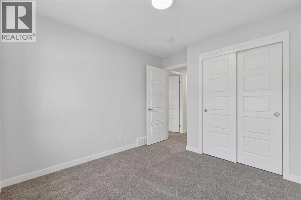 172 Hotchkiss Common Se Property Photo 24