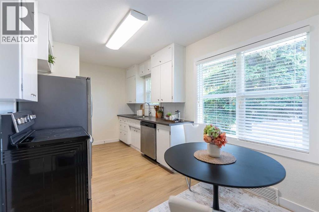 5418 37 Street Property Photo 12