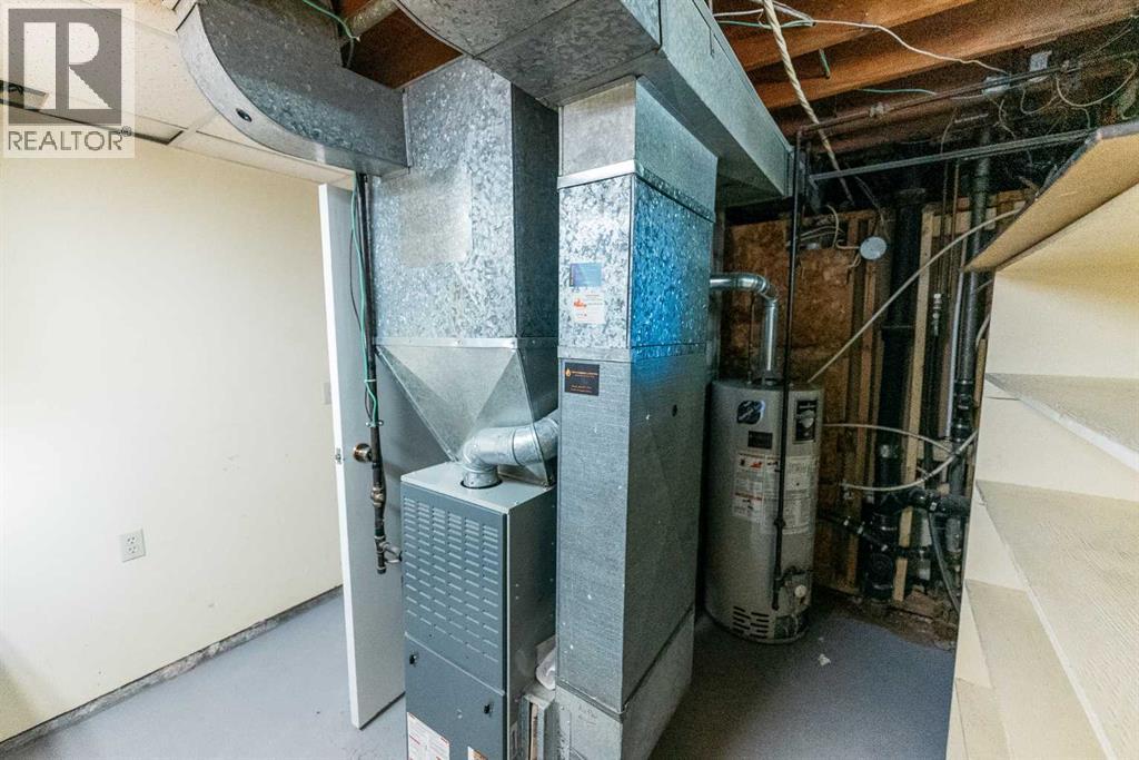 5418 37 Street Property Photo 25