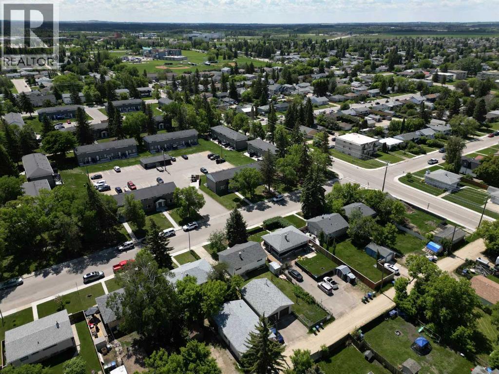5418 37 Street Property Photo 48