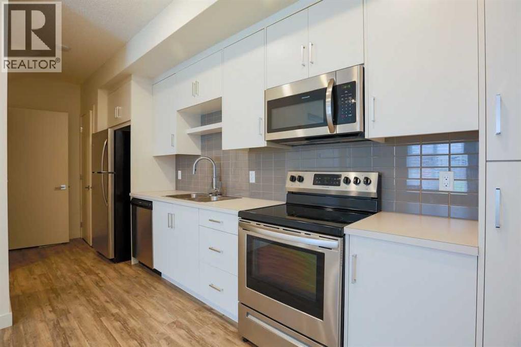 100 Walgrove Court Southeast Property Photo 6