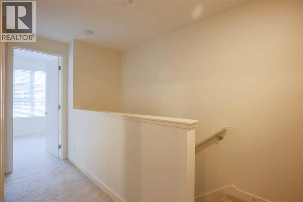100 Walgrove Court Southeast Property Photo 9