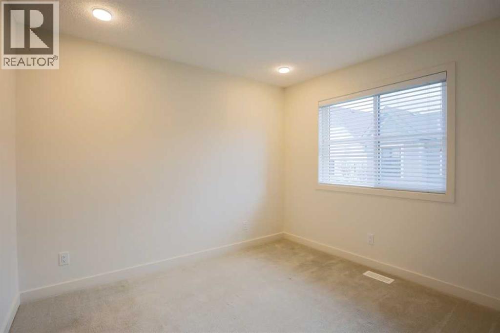 100 Walgrove Court Southeast Property Photo 10