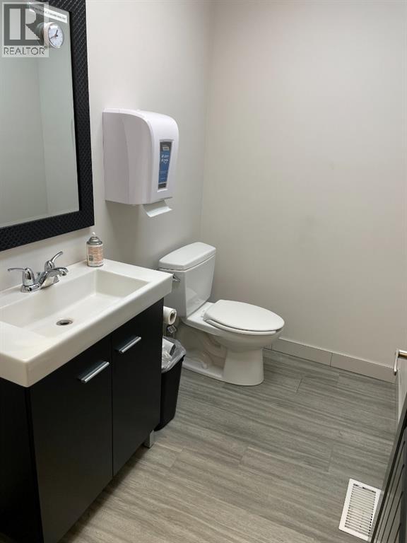 10920 84 Avenue Property Photo 15