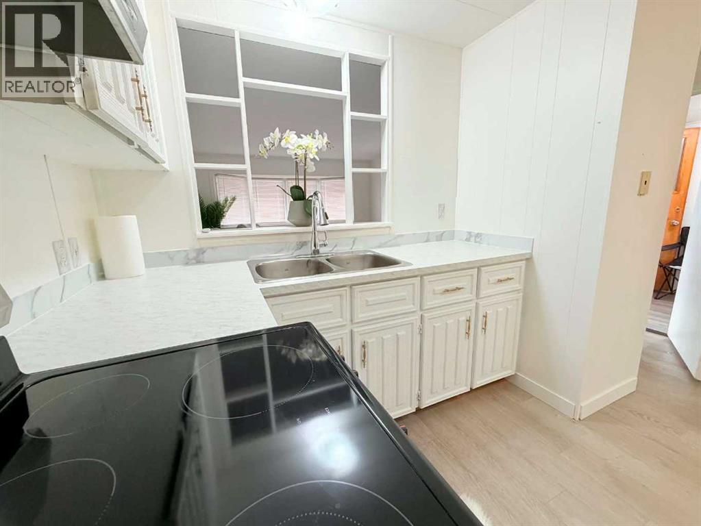 2300 13 Street North Property Photo 7
