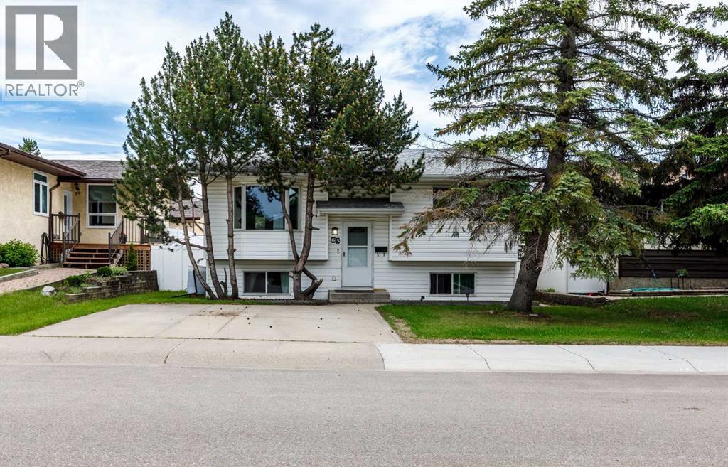 63 Mclevin Crescent