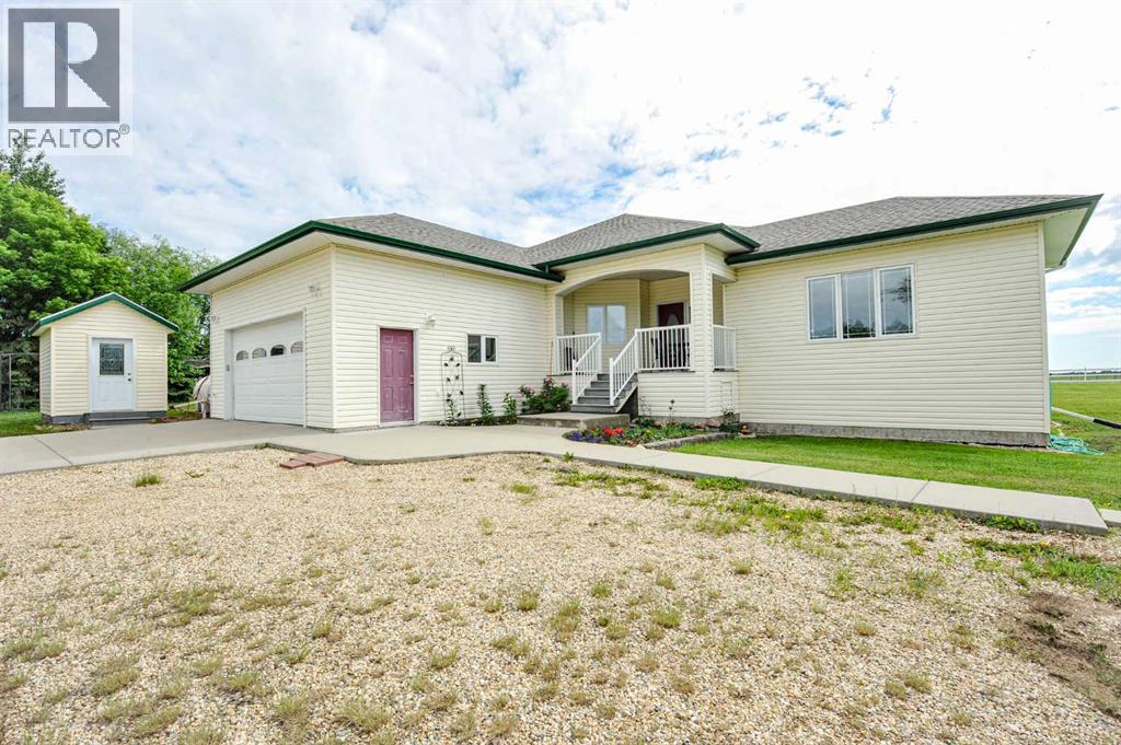 46479 Range Road 183 Property Photo 1