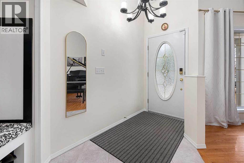 704 Woodside Drive Nw Property Photo 4