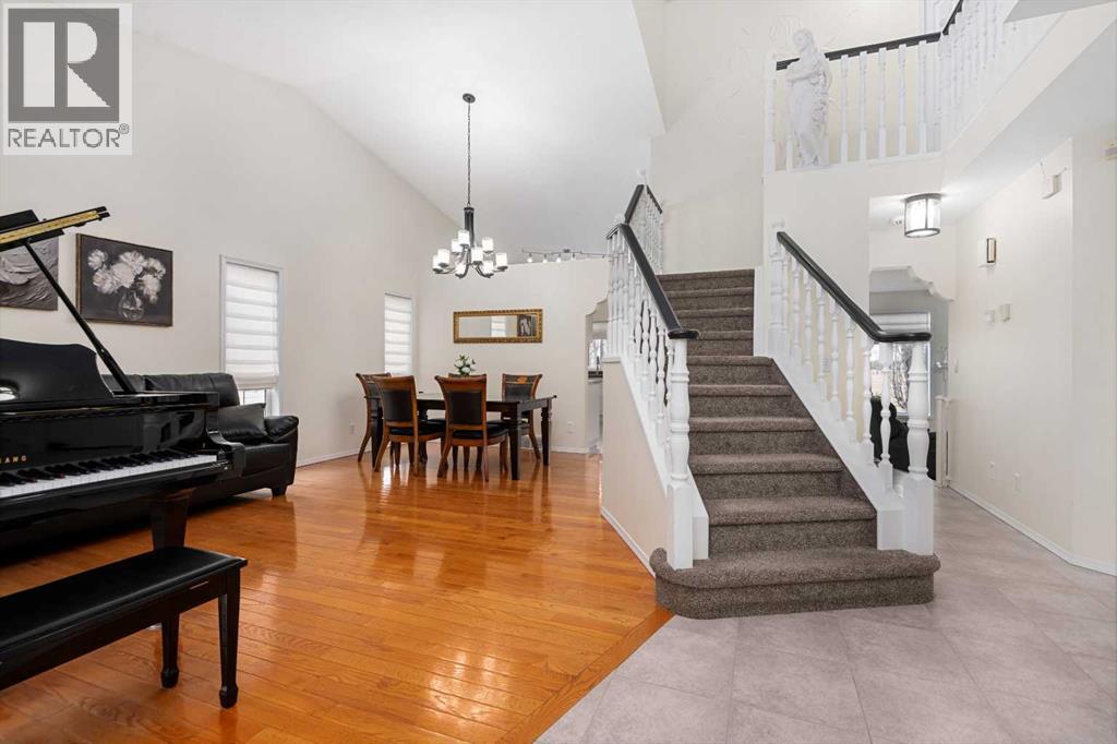 704 Woodside Drive Nw Property Photo 5