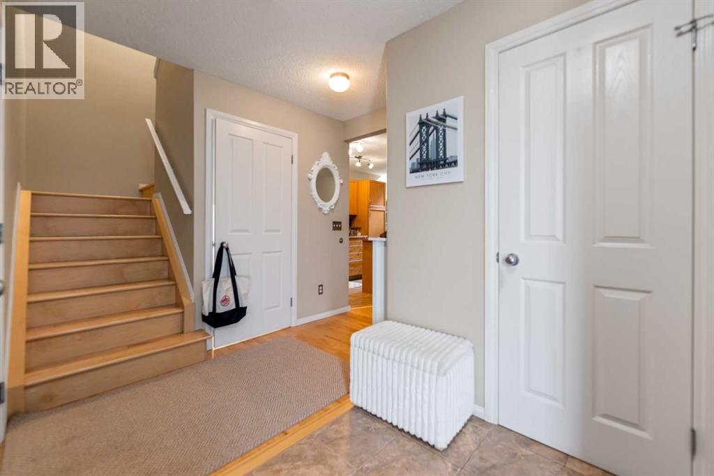 2323 Eversyde Avenue Sw Property Photo 5