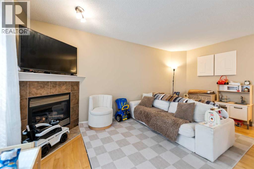 2323 Eversyde Avenue Sw Property Photo 11