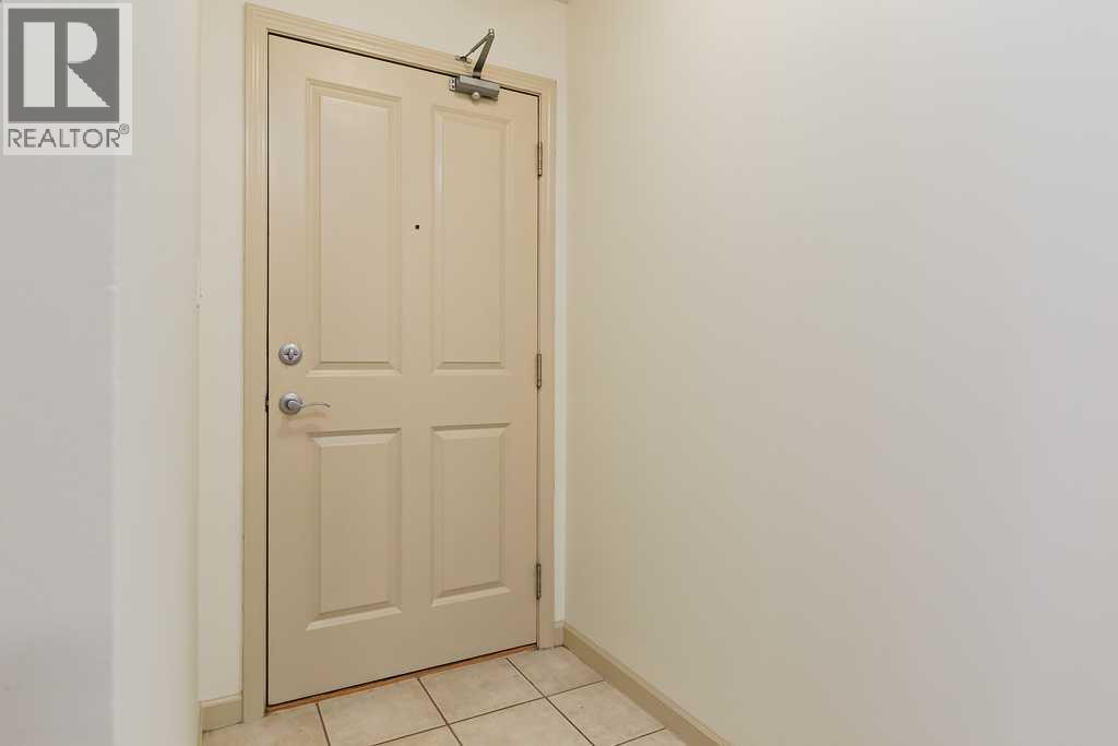 650 10 Street Southwest Property Photo 2