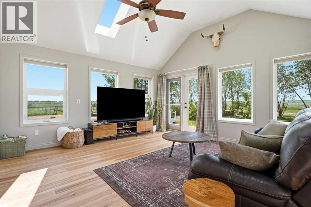 245169 271 Range Road Property Photo 19