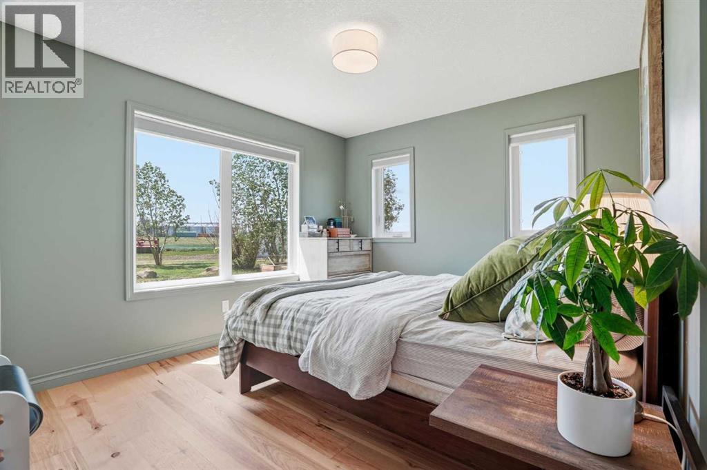 245169 271 Range Road Property Photo 21
