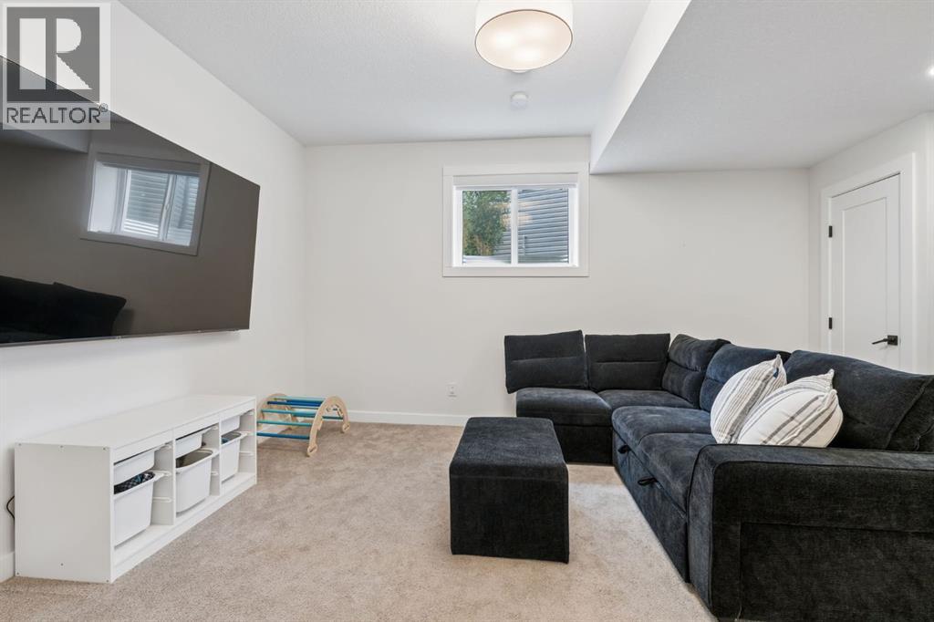 205 Precedence View Property Photo 24