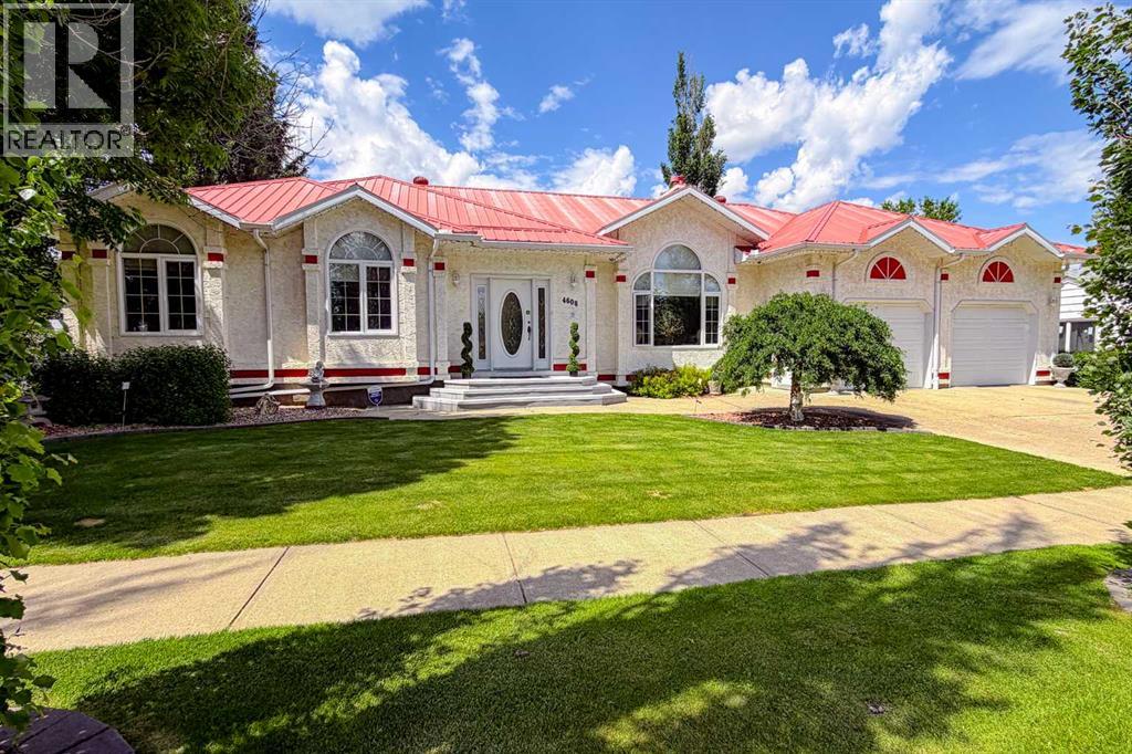 4608 50 Street Property Photo 1
