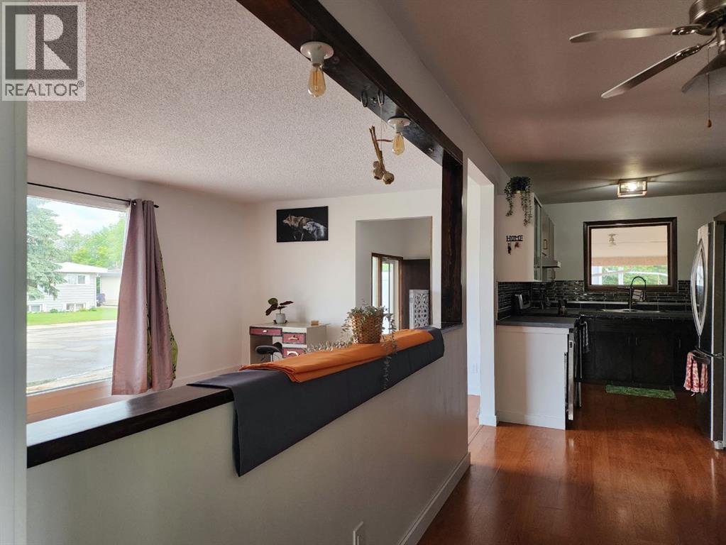 5404 5th Street W Property Photo 7