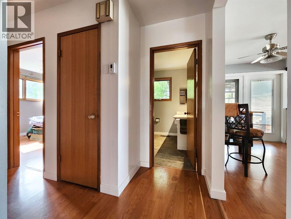 5404 5th Street W Property Photo 11