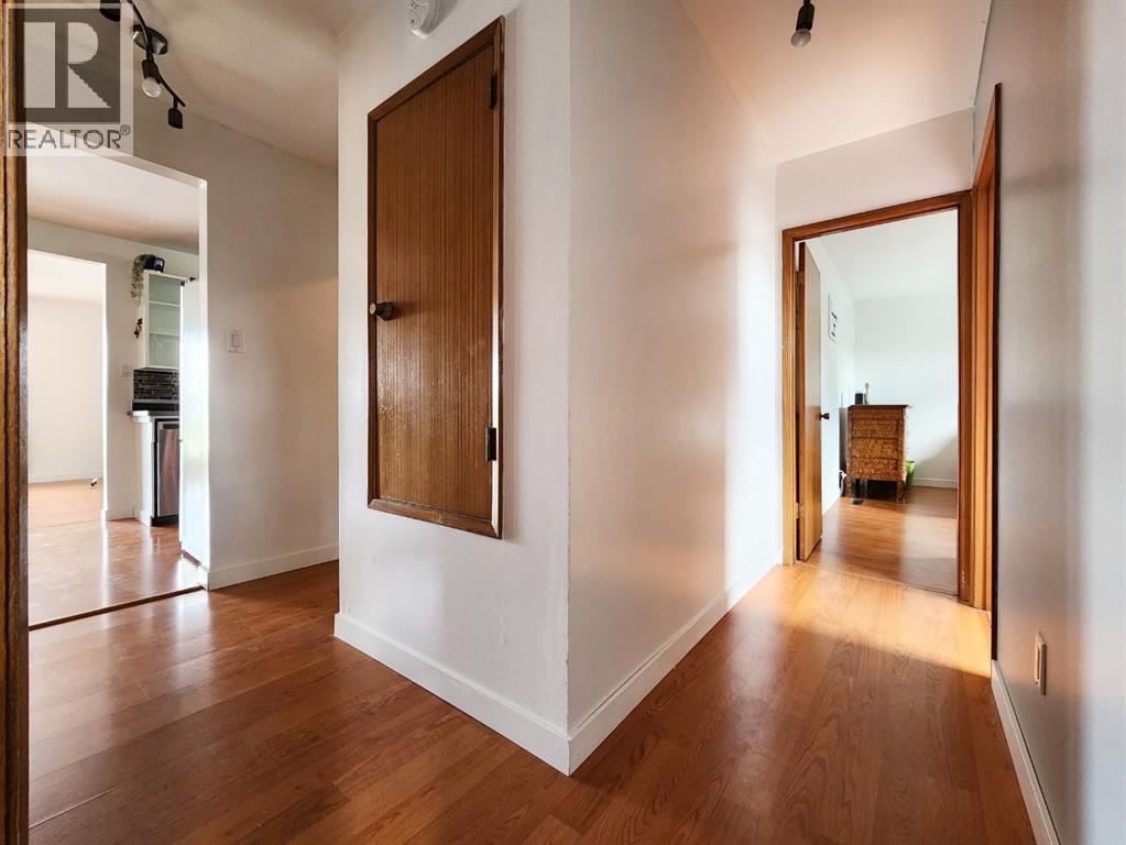 5404 5th Street W Property Photo 15