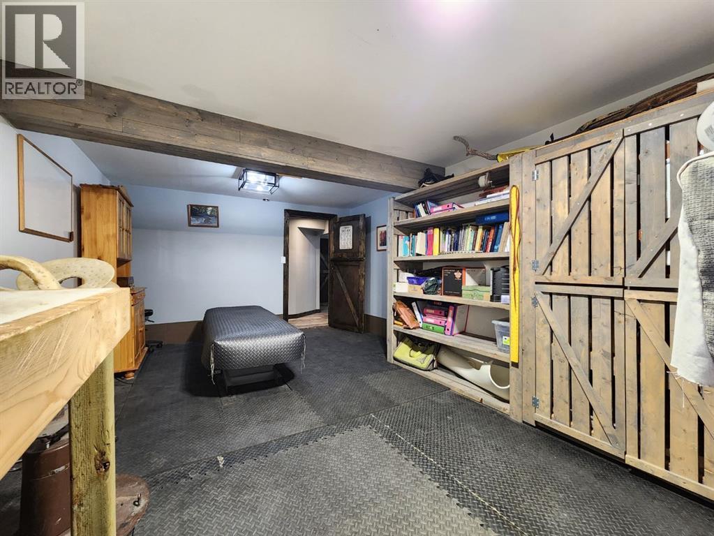 5404 5th Street W Property Photo 24