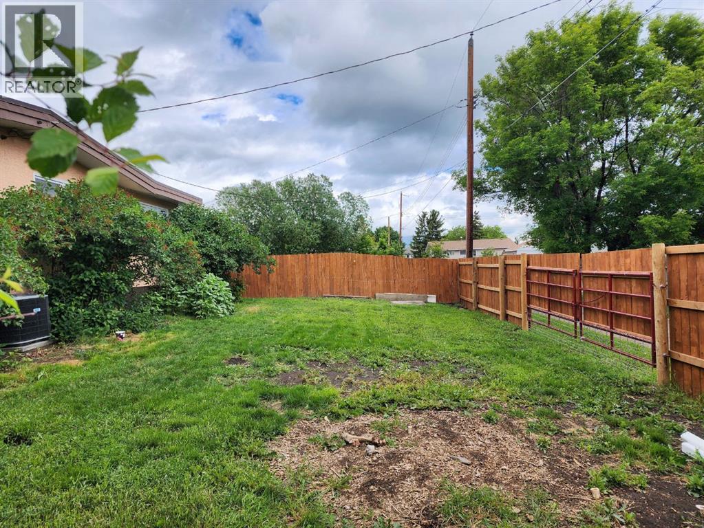 5404 5th Street W Property Photo 36