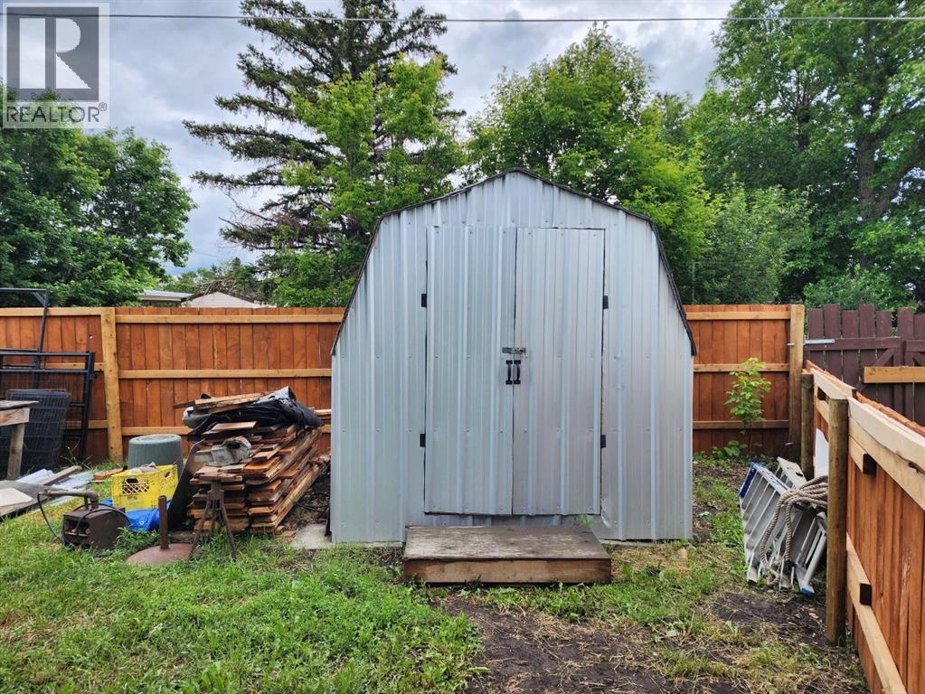 5404 5th Street W Property Photo 38