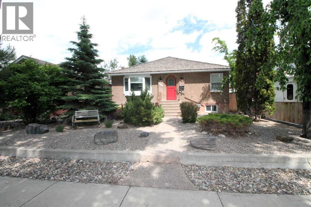 819 9 Avenue S Photo de la propriété 1