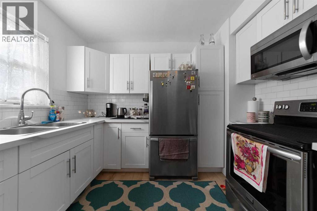 5219 50 Avenue Property Photo 8