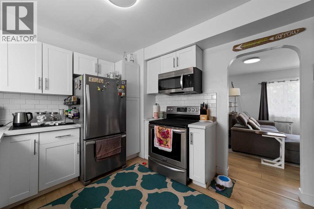 5219 50 Avenue Property Photo 9