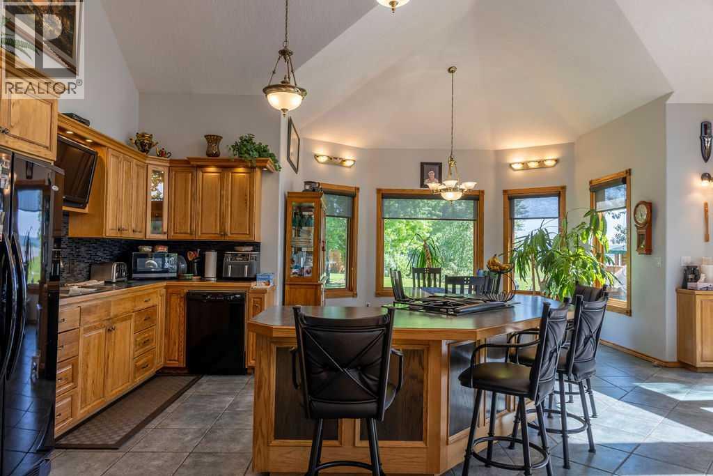 235025 Township Road 821a Property Photo 14