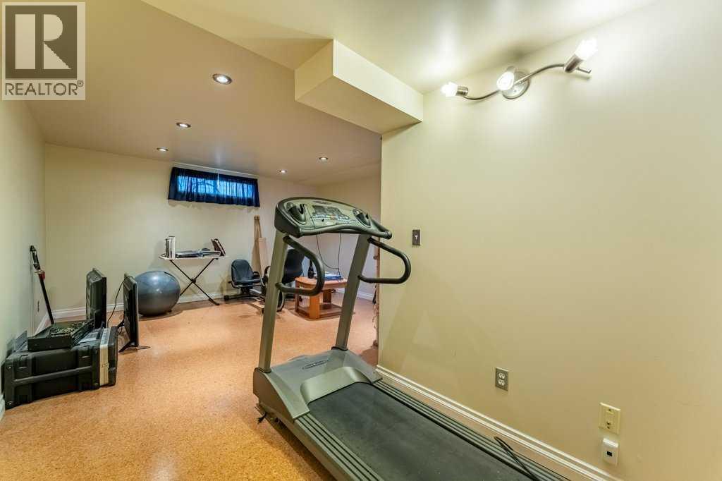 250 Mt Lorette Close Se Property Photo 25