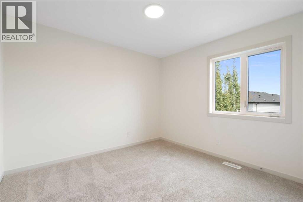 156 Wildrose Green Property Photo 32