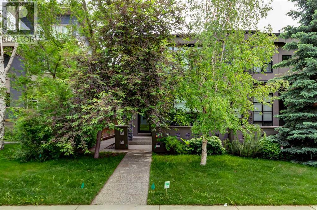 1934 36 Street Southwest