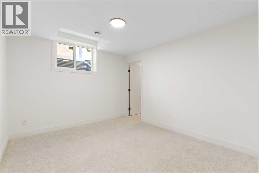 26 St Andrews Close Property Photo 35