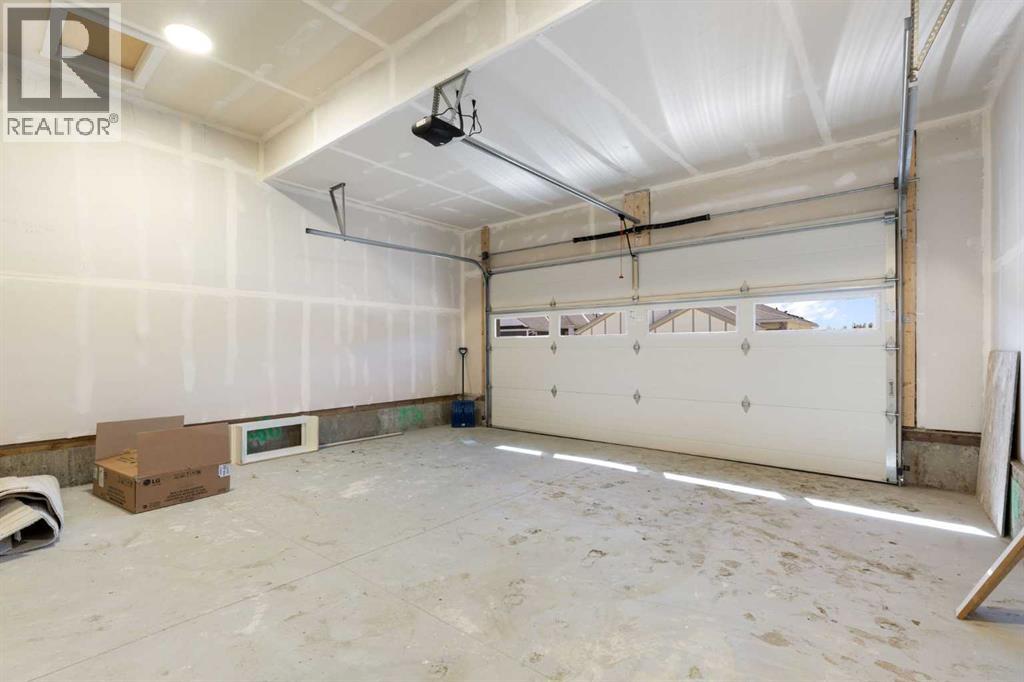 26 St Andrews Close Property Photo 43