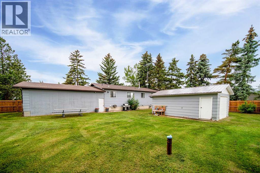 4911 51 Street Property Photo 29