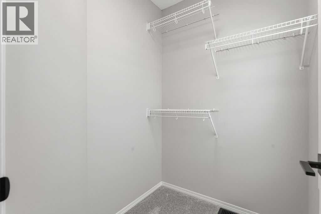 115 Elgin Meadows View Se Property Photo 15