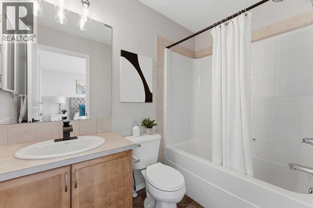 115 Elgin Meadows View Se Property Photo 21