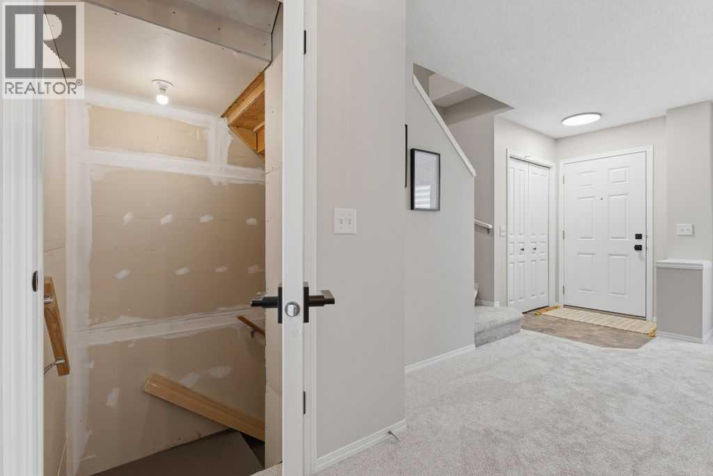 115 Elgin Meadows View Se Property Photo 22